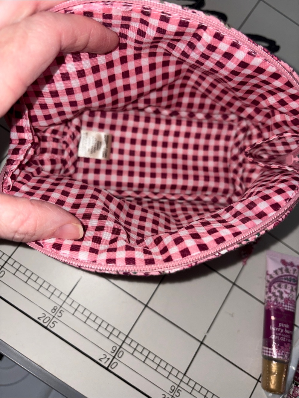 Bath & Body Works Vera Bradley collab Paisley Floral Cosmetic bag & body care NW - Picture 3 of 4